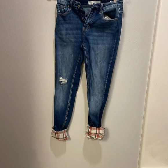 Nwot KanCan woman jeans - Picture 3 of 14